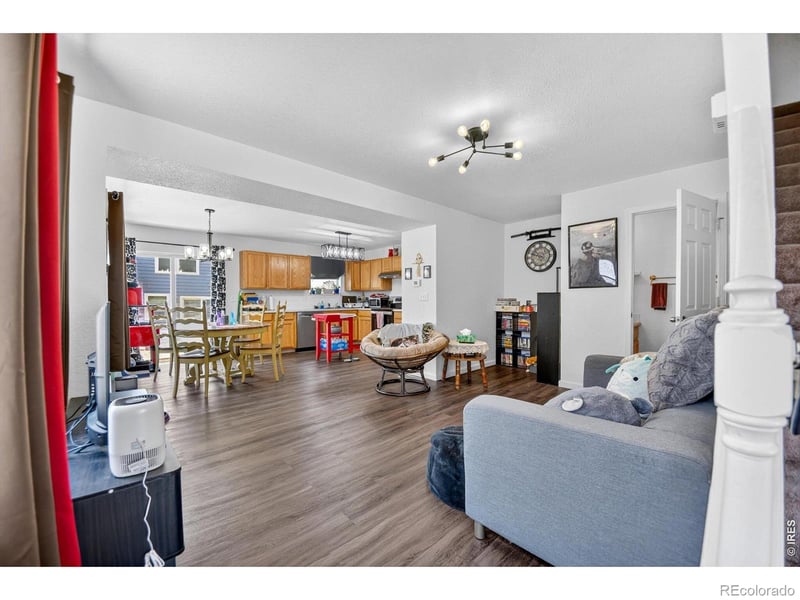 531 Sterling Ln, Dacono, CO 80514