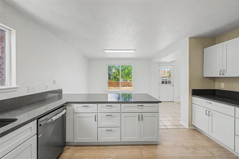 405 W 116th Ave, Northglenn, CO 80234
