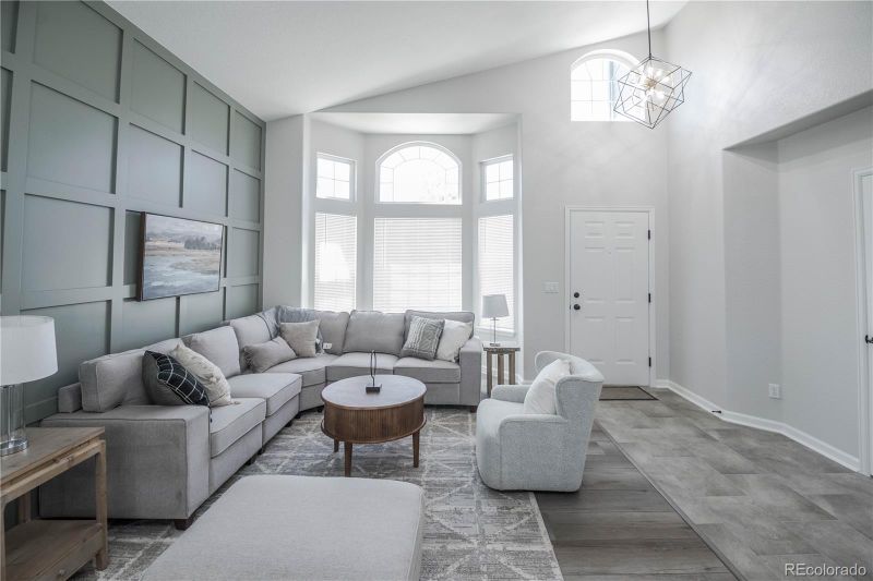20013 E Caspian Cir, Aurora, CO 80013