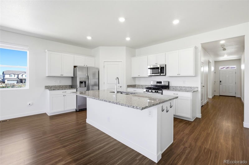 7471 E 157th Ave, Thornton, CO 80602