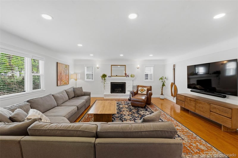 1121 S Cook St, Denver, CO 80210