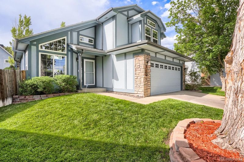 18555 E Saratoga Pl, Aurora, CO 80015