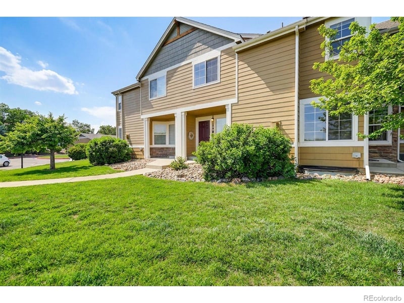 805 Summer Hawk Dr #156, Longmont, CO 80504