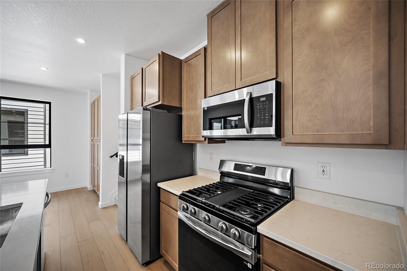 2062 S Holly St #1, Denver, CO 80222