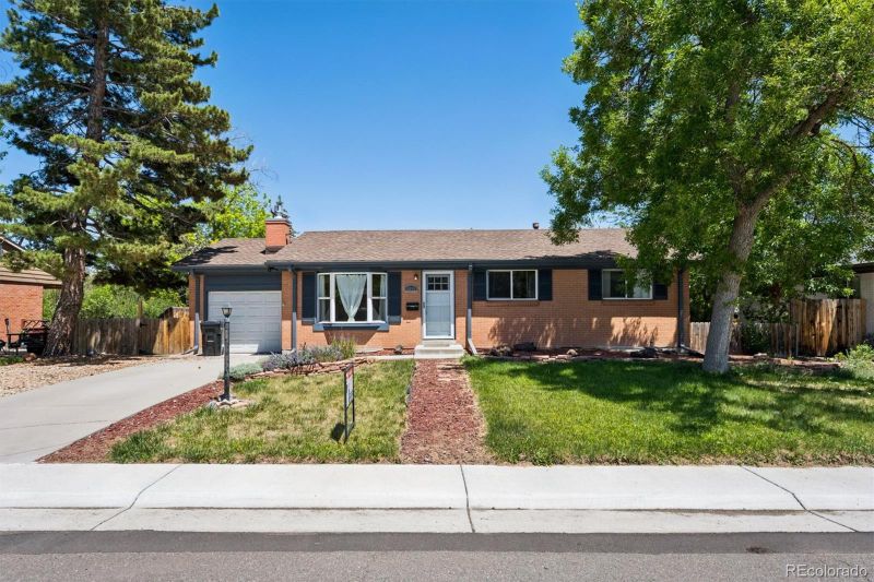 6050 Quail St, Arvada, CO 80004