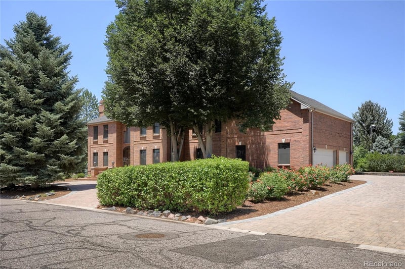 702 Shadycroft Ln, Littleton, CO 80120