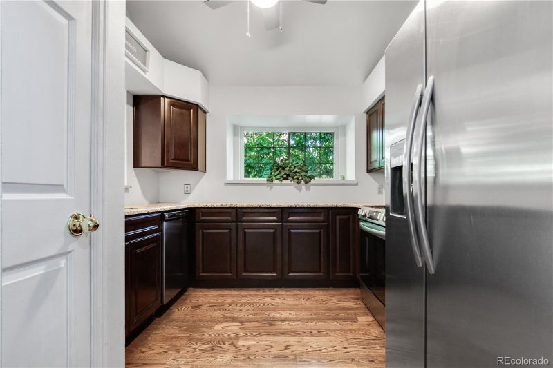 3971 S Carson St #B, Aurora, CO 80014