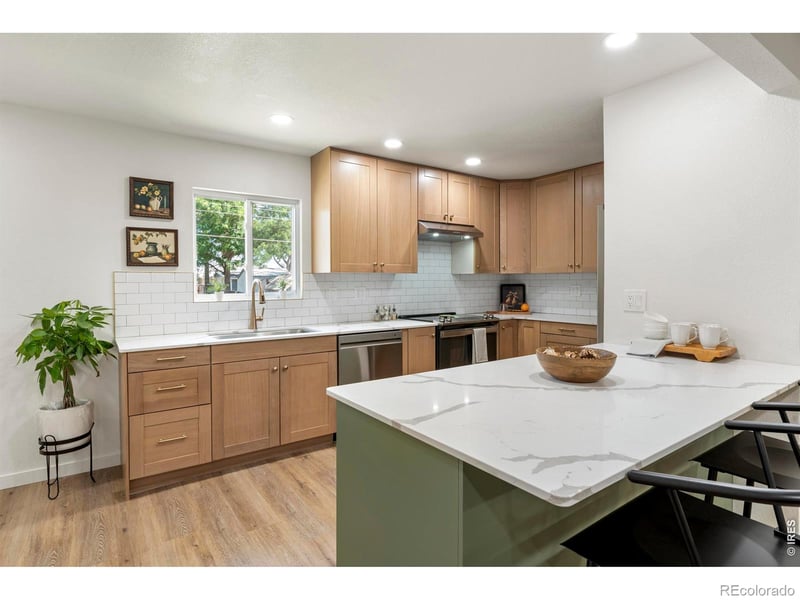 272 Ley Dr, La Salle, CO 80645