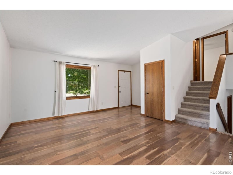 3281 Mcintosh Ct, Loveland, CO 80538