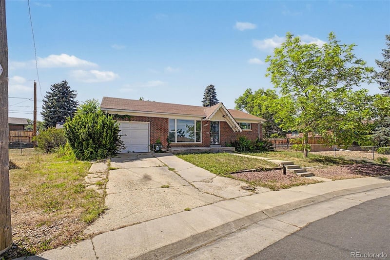 10693 Loren Ln, Denver, CO 80233
