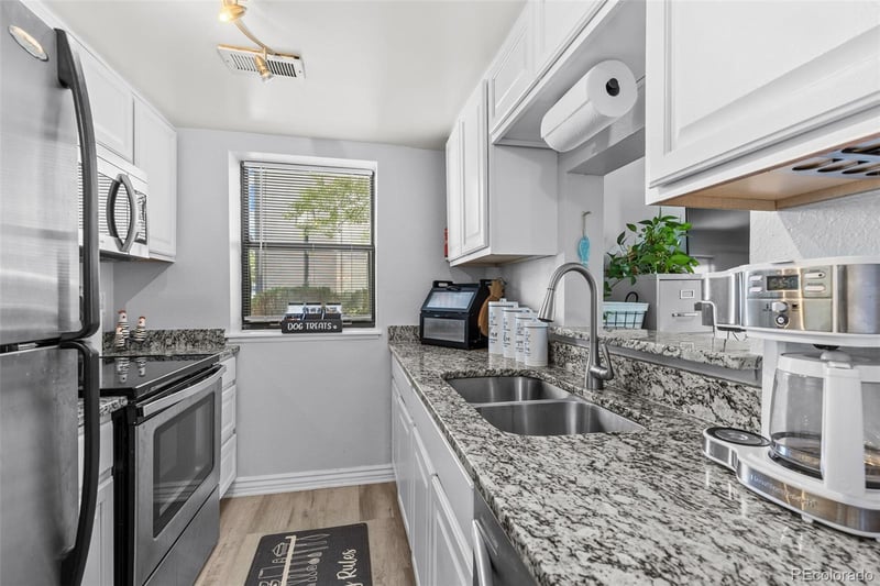 9867 E Peakview Ave #E1, Englewood, CO 80111