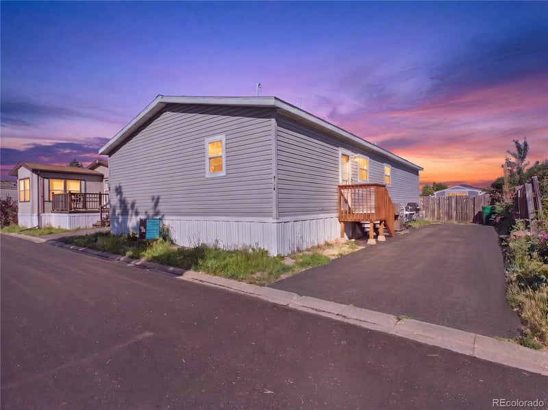 9710 Lark St Lot 191, Denver, CO 80260