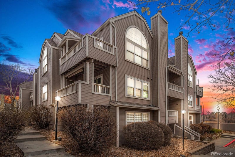 5775 W Atlantic Pl #303, Lakewood, CO 80227
