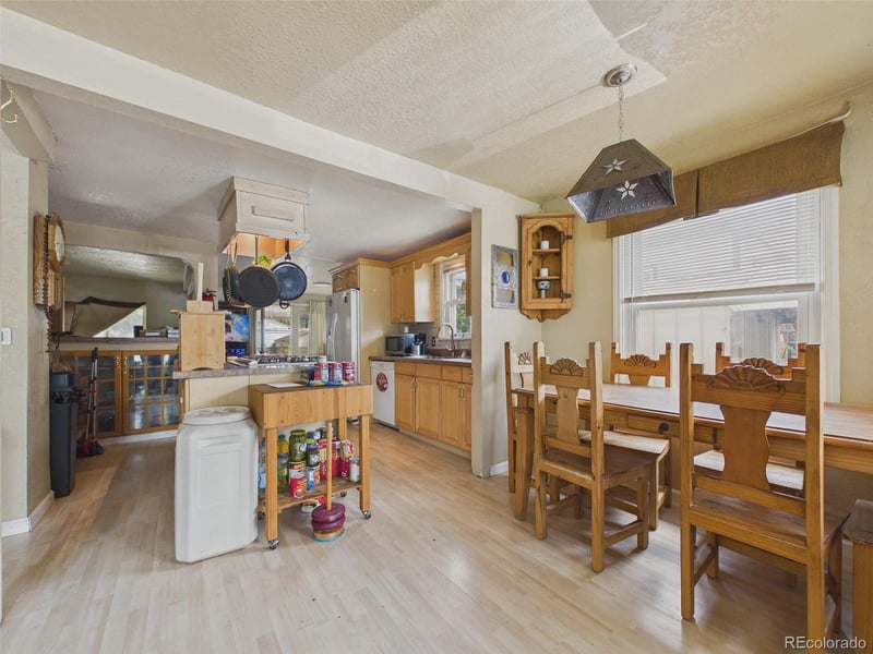 476 Tennyson St, Denver, CO 80204