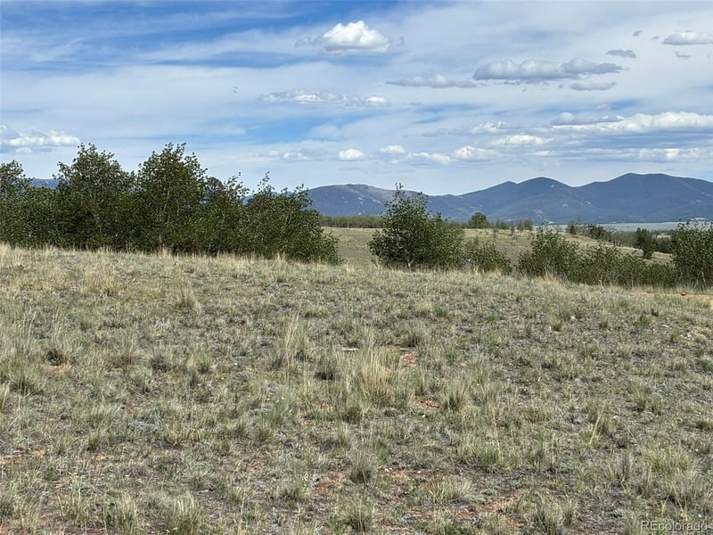 135 Hawk Way, Como, CO 80432