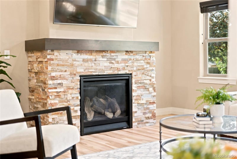 9851 W 71st Ave, Arvada, CO 80004