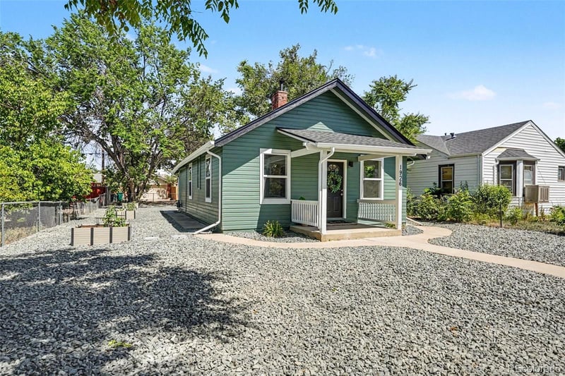 1926 Hanover St, Aurora, CO 80010