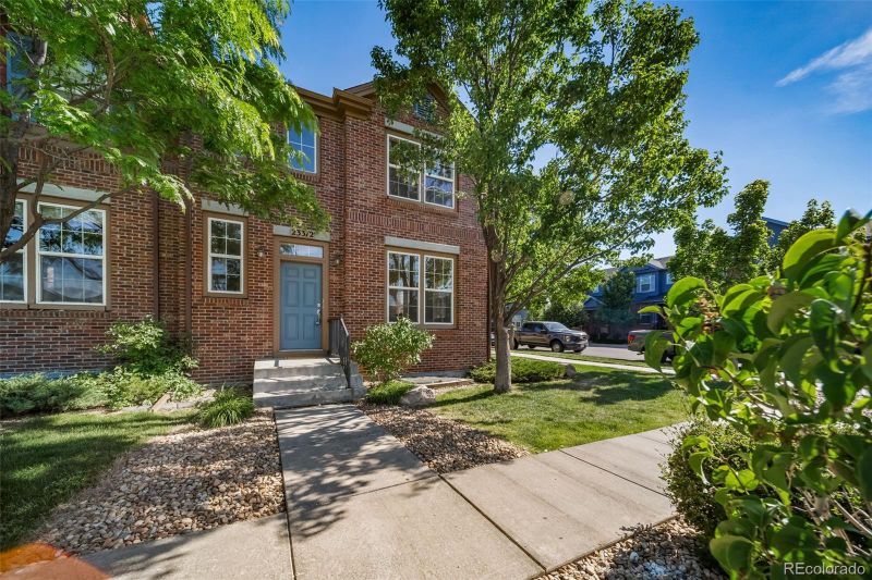 23372 E Chenango Pl, Aurora, CO 80016