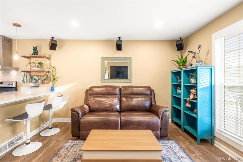 3250 S Holland Way, Lakewood, CO 80227