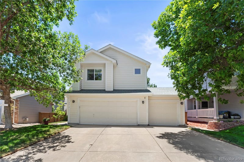 2212 Hyacinth Rd, Littleton, CO 80129