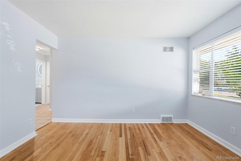 2688 S Acoma St, Denver, CO 80223