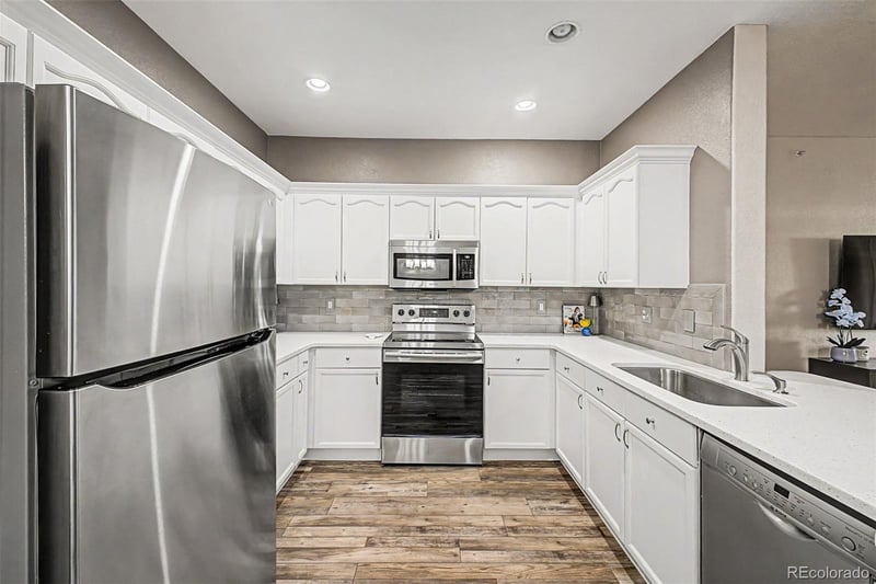 8496 S Hoyt Way #206, Littleton, CO 80128