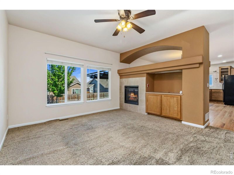471 Heritage Ln, Johnstown, CO 80534