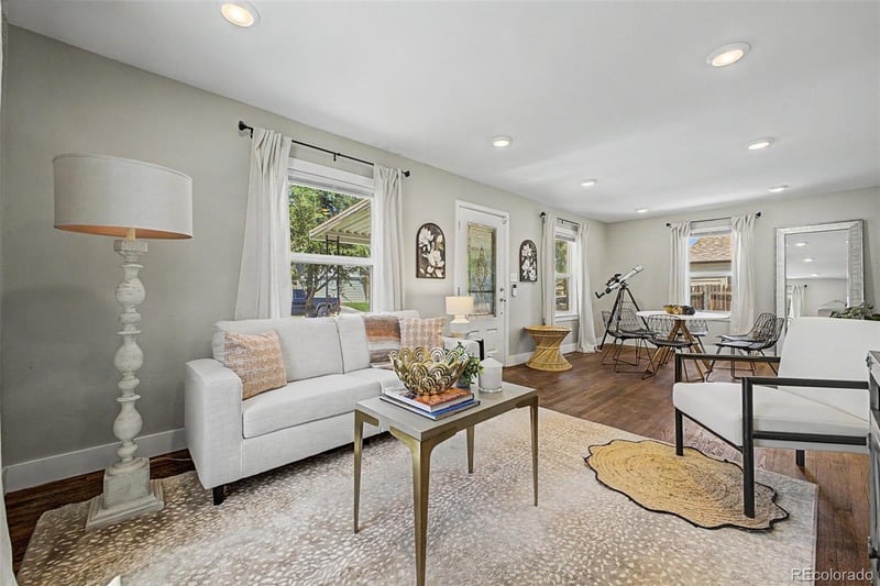 1870 W Beekman Pl, Denver, CO 80221