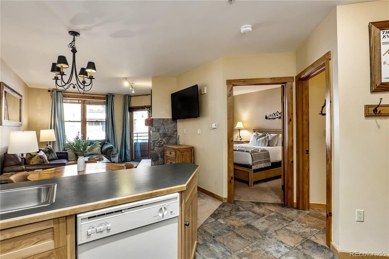 100 Dercum Sq #8343, Dillon, CO 80435