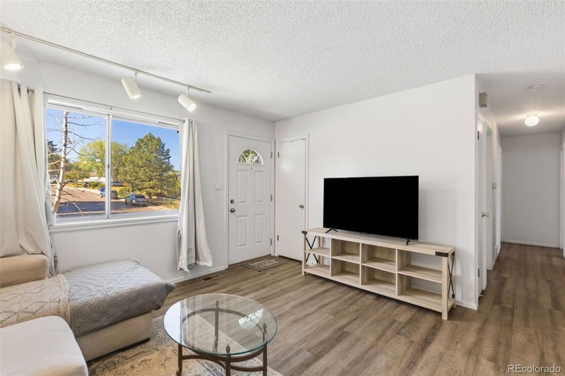 4002 Shelley Ave, Colorado Springs, CO 80910