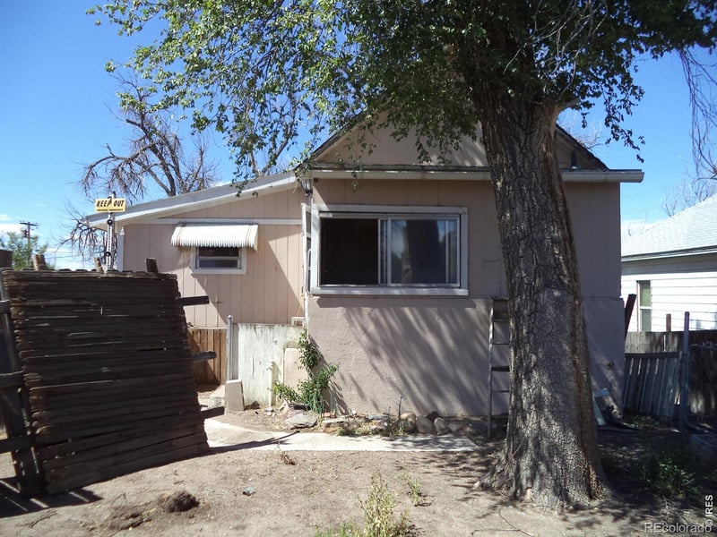 105 12th St, Greeley, CO 80631