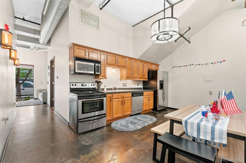 2142 Curtis St #101, Denver, CO 80205