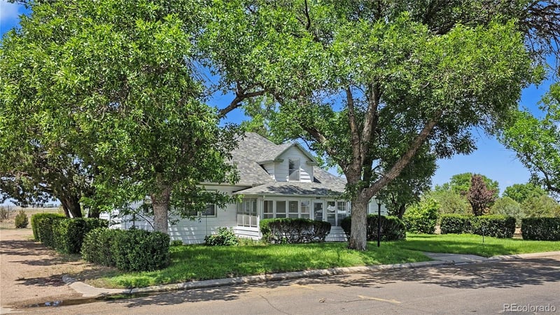 200 E 10th St, Julesburg, CO 80737