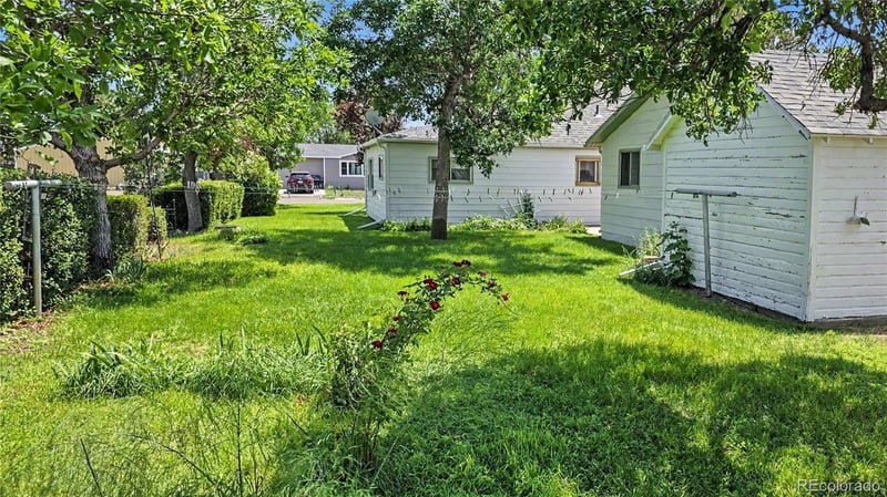 200 E 10th St, Julesburg, CO 80737