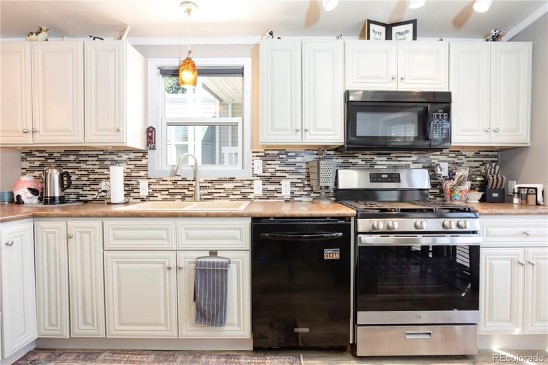1801 NW 92 Ave Lot 278, Denver, CO 80260