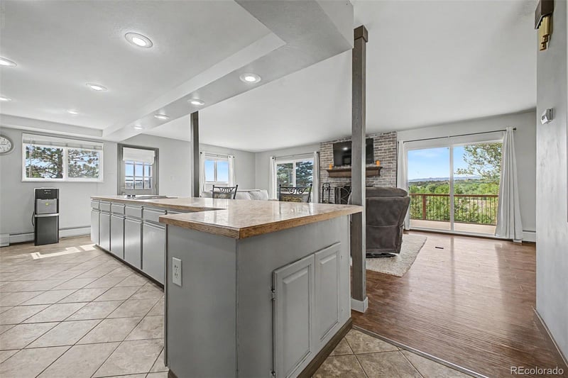 5440 Huxtable St, Sedalia, CO 80135