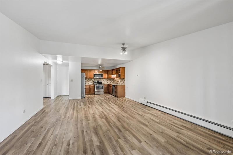 675 S Clinton St #11B, Denver, CO 80247