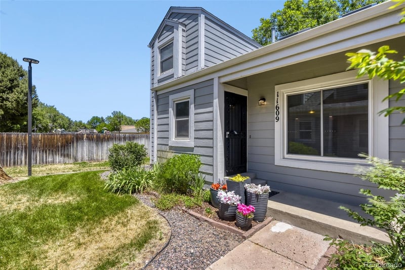 11609 E Cornell Cir, Aurora, CO 80014