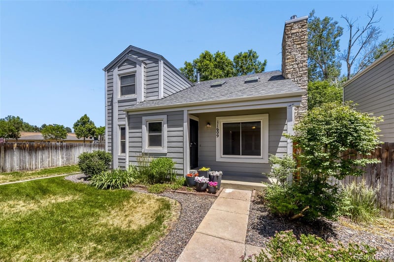 11609 E Cornell Cir, Aurora, CO 80014