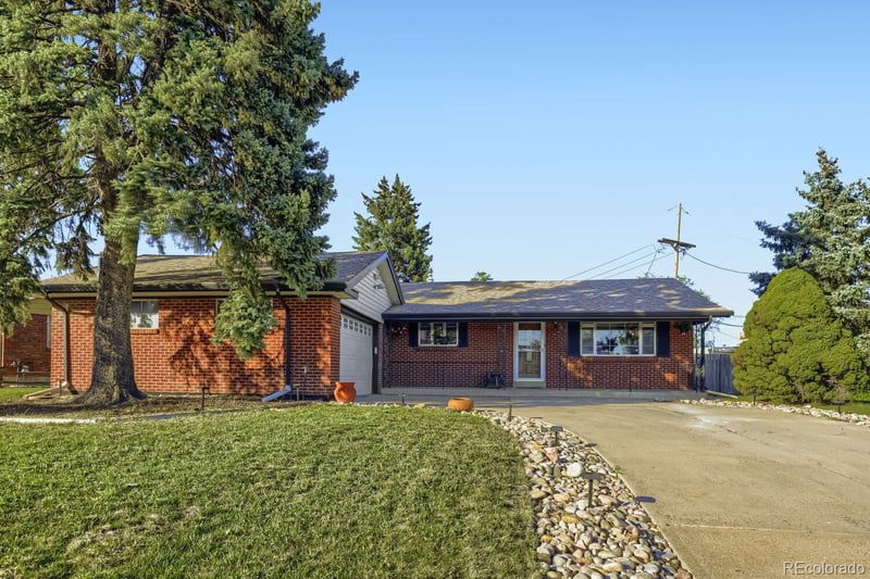 7678 Elmwood Ln, Denver, CO 80221
