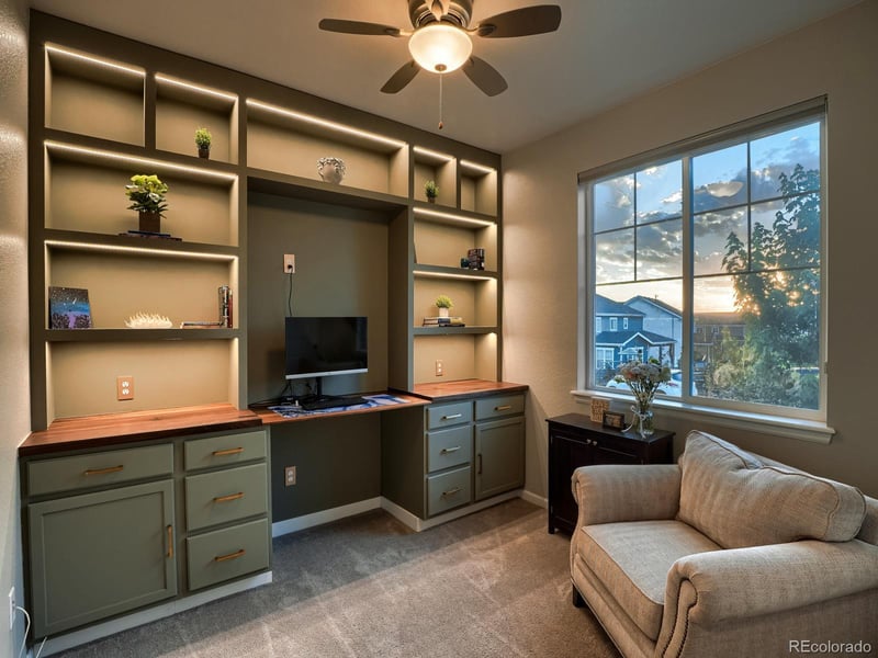 22188 E Tufts Dr, Aurora, CO 80015