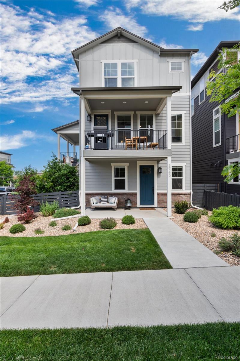 8945 Ramblestone St, Highlands Ranch, CO 80129