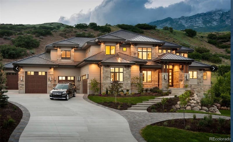 5814 Country Club Dr, Larkspur, CO 80118