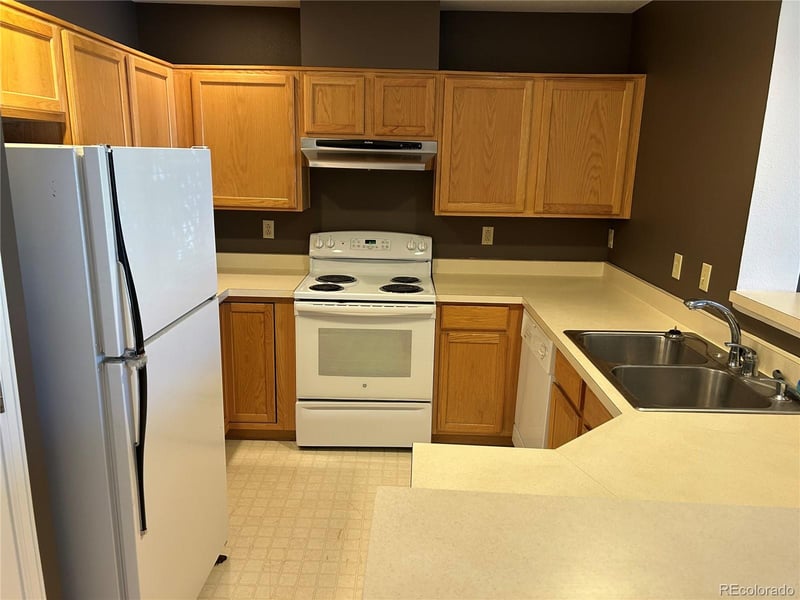 4296 S Eldridge St #202, Morrison, CO 80465