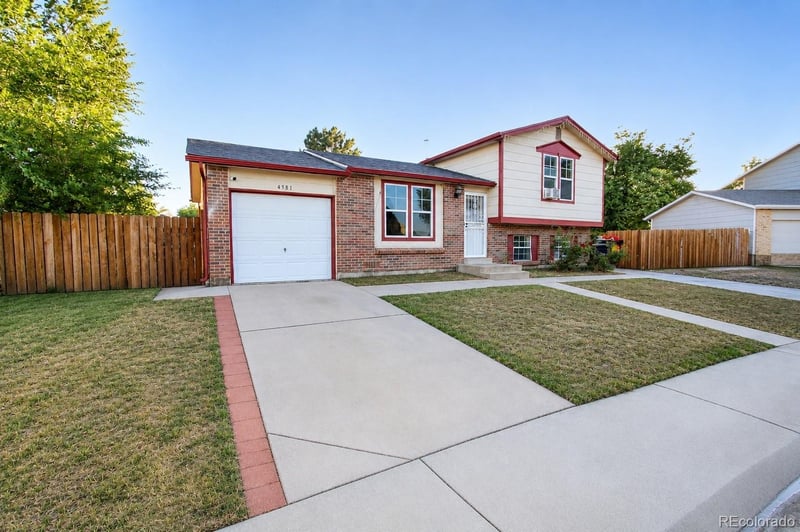 4581 Fraser Way, Denver, CO 80239