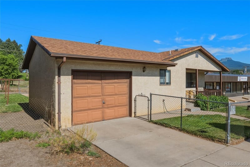 926 Arizona Ave, Trinidad, CO 81082