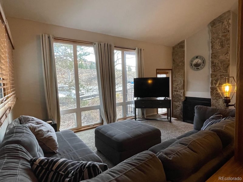 96 Mountainside Dr #B19, Granby, CO 80446