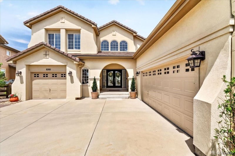 6561 Ocaso Dr, Castle Pines, CO 80108