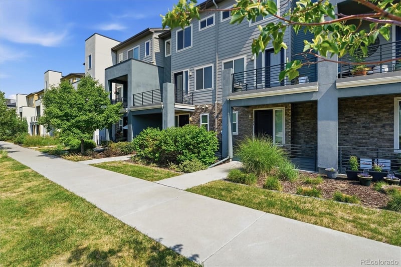 704 E Hinsdale Ave, Littleton, CO 80122