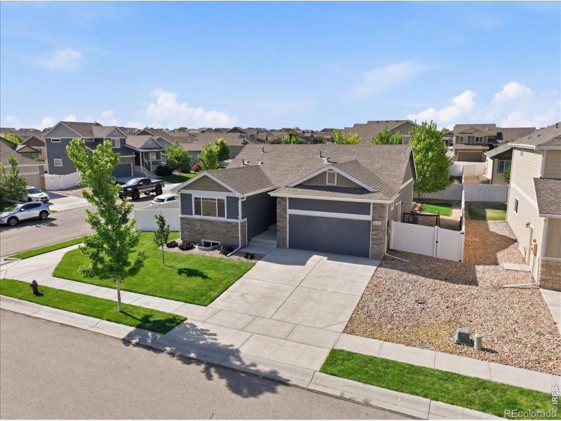 862 Sunlight Peak Dr, Severance, CO 80550